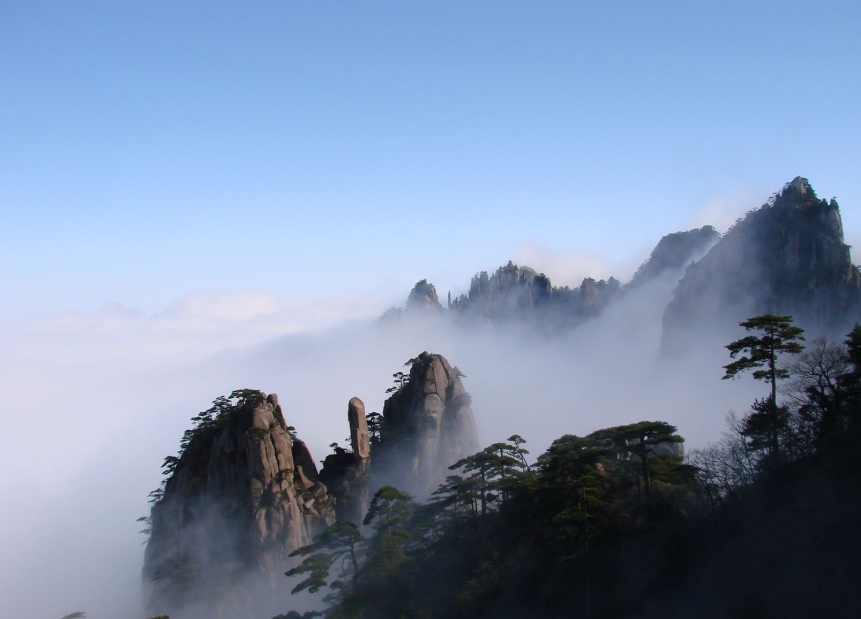 【水墨江西】廬山、鄱陽(yáng)湖石鐘山、景德鎮(zhèn)、婺源篁嶺、三清山五日游